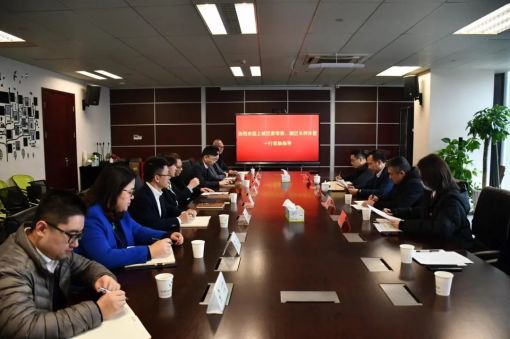 杭州市上城區(qū)委常委、副區(qū)長何亦星一行來浙江化工調(diào)研指導(dǎo)